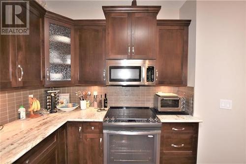 270 Grouse Avenue, Vernon, BC - Indoor Photo Showing Kitchen