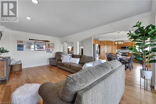 26 Shadyridge Place, Kitchener, ON - Indoor Photo Showing Living Room