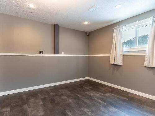 5654 Norland Drive, Kamloops, BC - Indoor Photo Showing Other Room