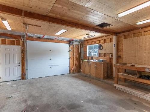 5654 Norland Drive, Kamloops, BC - Indoor Photo Showing Garage