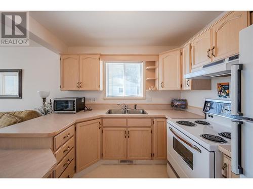 6408 Harrison Heights, Summerland, BC - Indoor Photo Showing Kitchen With Double Sink
