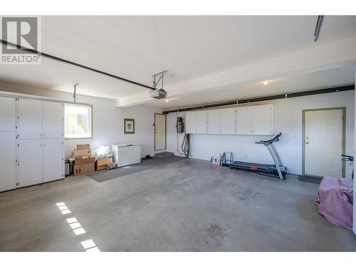 6408 Harrison Heights, Summerland, BC - Indoor Photo Showing Garage