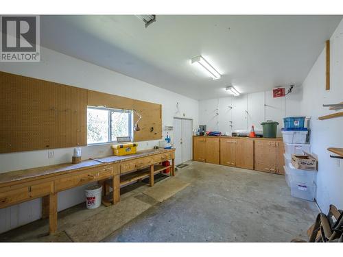 6408 Harrison Heights, Summerland, BC - Indoor Photo Showing Other Room