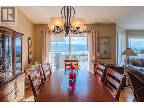 6408 Harrison Heights, Summerland, BC - Indoor Photo Showing Dining Room