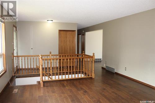 801 Centre Street, Shaunavon, SK - Indoor Photo Showing Other Room