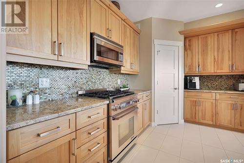 3 Vista Del Sol, Sun Dale, SK - Indoor Photo Showing Kitchen With Upgraded Kitchen