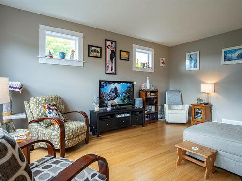 2415 Pleasant Valley Road, Armstrong, BC - Indoor Photo Showing Other Room