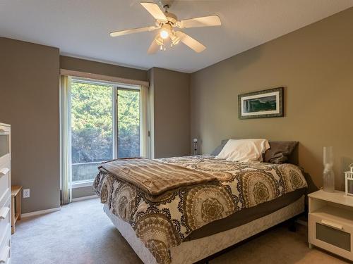 2220 Golf Course Drive, West Kelowna, BC - Indoor Photo Showing Bedroom
