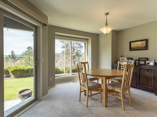 2220 Golf Course Drive, West Kelowna, BC - Indoor Photo Showing Dining Room
