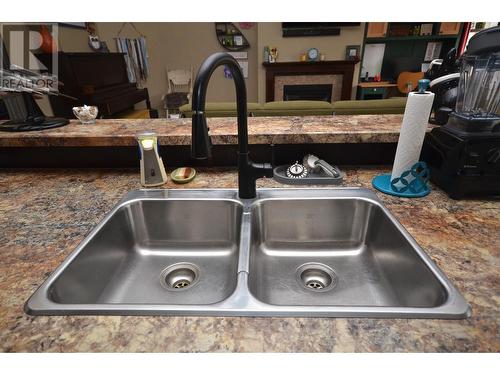 2912 Chase Falkland Road, Falkland, BC - Indoor Photo Showing Kitchen With Double Sink