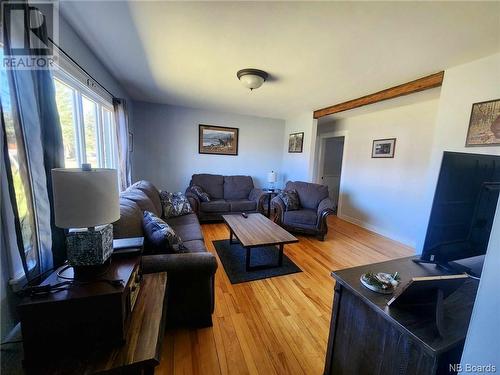 865 Route 430, Big River, NB - Indoor Photo Showing Living Room