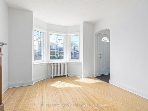 316 Cosburn Ave, Toronto, ON - Indoor Photo Showing Other Room