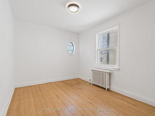 316 Cosburn Ave, Toronto, ON - Indoor Photo Showing Other Room