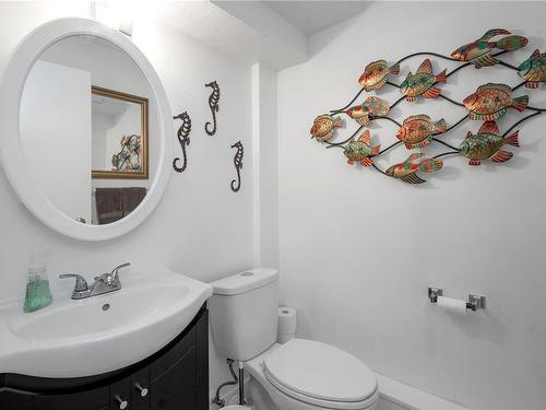 202-1537 Noel Ave, Comox, BC - Indoor Photo Showing Bathroom
