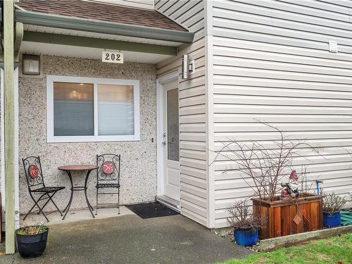 202-1537 Noel Ave, Comox, BC - Outdoor With Exterior