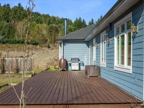 1665 Meadowood Way, Qualicum Beach, BC - Outdoor With Exterior