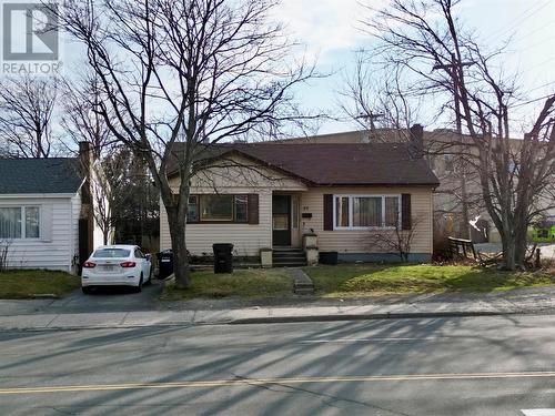 House For Sale In Glenridge Crescent, St. John’s, Newfoundland and Labrador