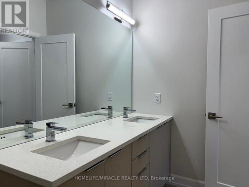 3920 Mitchell Cres, Fort Erie, ON - Indoor Photo Showing Bathroom