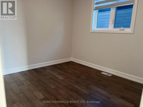 3920 Mitchell Cres, Fort Erie, ON - Indoor Photo Showing Other Room