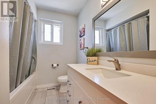 508 Lowell Avenue, Oshawa, ON - Indoor Photo Showing Bathroom