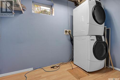 3280 Rae Street, Regina, SK - Indoor Photo Showing Laundry Room