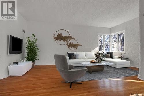 3280 Rae Street, Regina, SK - Indoor Photo Showing Living Room