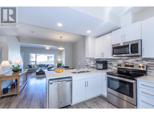 4600 Okanagan Avenue Unit# 18, Vernon, BC - Indoor Photo Showing Kitchen With Stainless Steel Kitchen With Double Sink