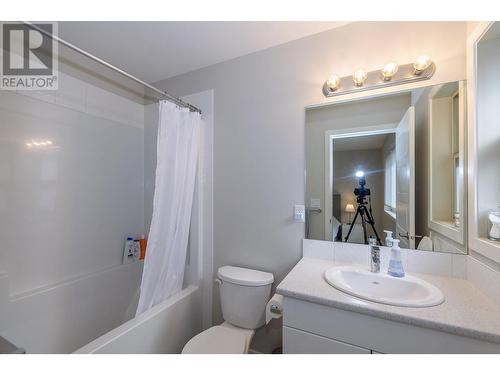 4600 Okanagan Avenue Unit# 18, Vernon, BC - Indoor Photo Showing Bathroom