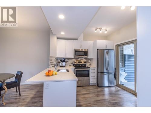 4600 Okanagan Avenue Unit# 18, Vernon, BC - Indoor Photo Showing Kitchen With Stainless Steel Kitchen