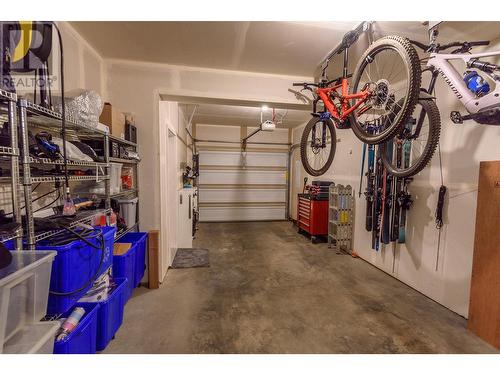 4600 Okanagan Avenue Unit# 18, Vernon, BC - Indoor Photo Showing Garage