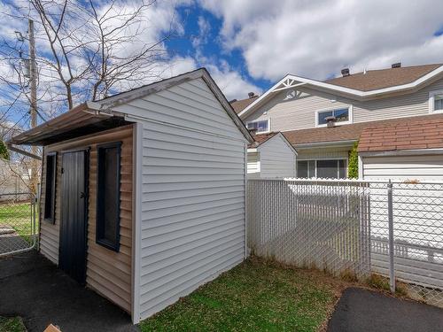 Backyard - 8600 Rue Ouimet, Brossard, QC 