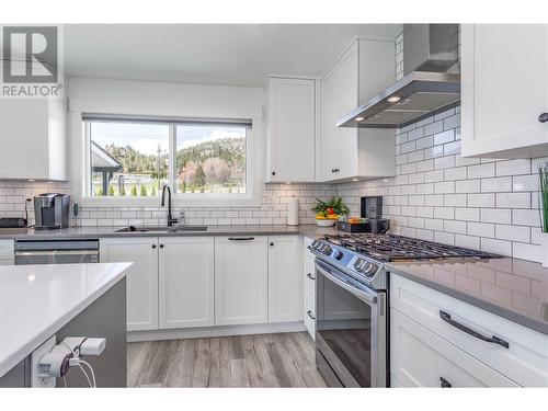 932 Mccartney Road, West Kelowna, BC - Indoor Photo Showing Kitchen With Double Sink With Upgraded Kitchen