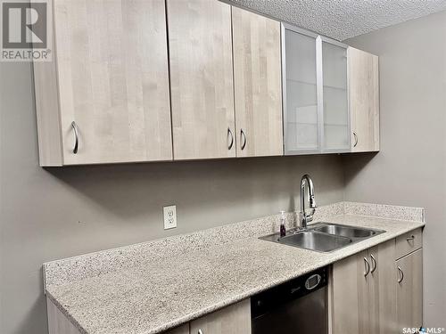 306 311 Tait Crescent, Saskatoon, SK - Indoor Photo Showing Kitchen With Double Sink