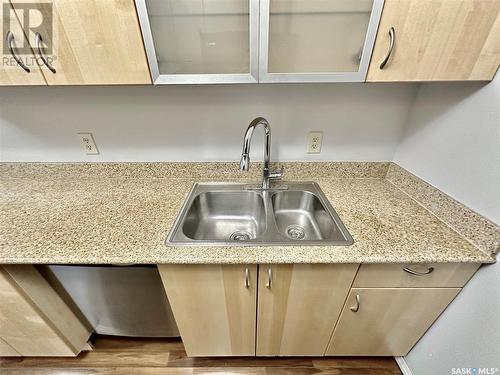 306 311 Tait Crescent, Saskatoon, SK - Indoor Photo Showing Kitchen With Double Sink