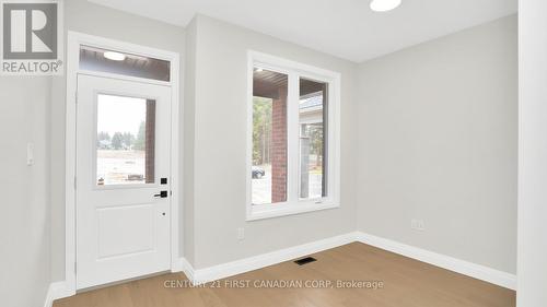 144 Shirley Street, Thames Centre (Thorndale), ON - Indoor Photo Showing Other Room