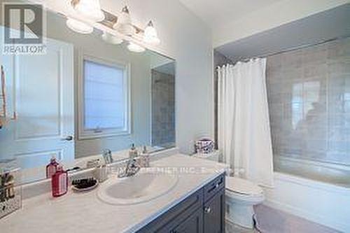 23 Grace Lake Crt, Vaughan, ON - Indoor Photo Showing Bathroom