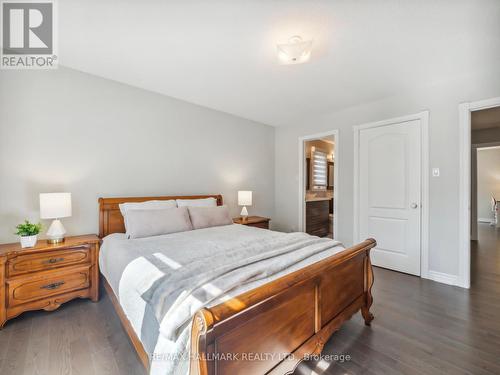 10 Dunloe Rd, Richmond Hill, ON - Indoor Photo Showing Bedroom
