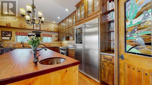1788 Willowbrook Road, Oliver, BC - Indoor Photo Showing Kitchen