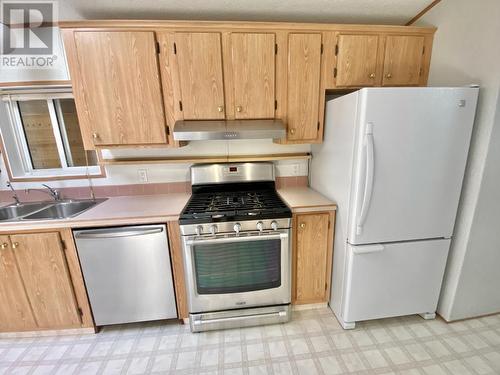 1788 Willowbrook Road, Oliver, BC - Indoor Photo Showing Kitchen With Double Sink