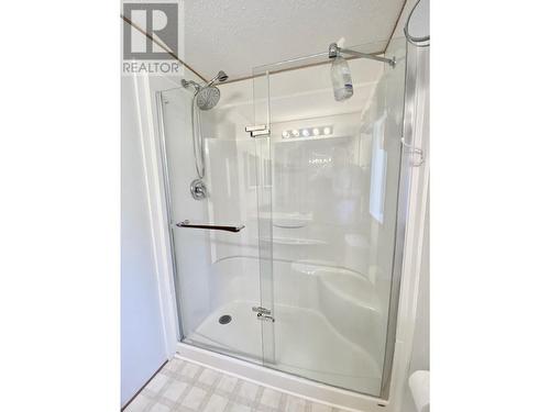 1788 Willowbrook Road, Oliver, BC - Indoor Photo Showing Bathroom