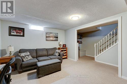 #49 -217 Martinet Ave, London, ON - Indoor