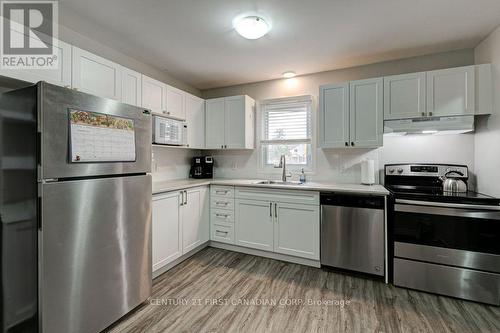 #49 -217 Martinet Ave, London, ON - Indoor Photo Showing Kitchen With Stainless Steel Kitchen