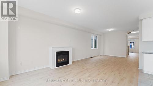 1114 Denton Dr, Cobourg, ON - Indoor Photo Showing Living Room With Fireplace