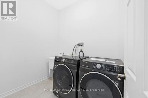34 Flagg Avenue, Brant, ON - Indoor Photo Showing Laundry Room
