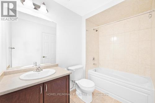 34 Flagg Avenue, Brant, ON - Indoor Photo Showing Bathroom