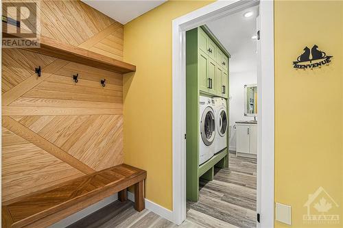 15 Lapointe Boulevard, Embrun, ON - Indoor Photo Showing Laundry Room