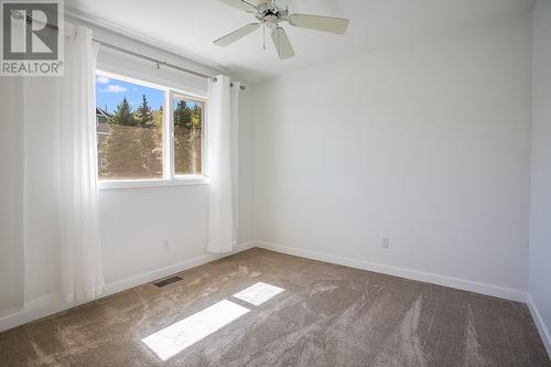 3473 Gates Road, West Kelowna, BC - Indoor Photo Showing Other Room