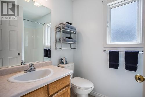 3473 Gates Road, West Kelowna, BC - Indoor Photo Showing Bathroom