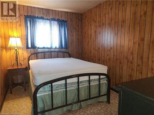 45 Baywatch Drive, Northern Bruce Peninsula, ON - Indoor Photo Showing Bedroom