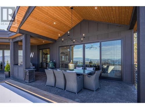 652 Trumpeter Road, Kelowna, BC - Outdoor With Deck Patio Veranda